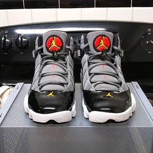 Air Jordan 6 rings (light graphite) size 9.5